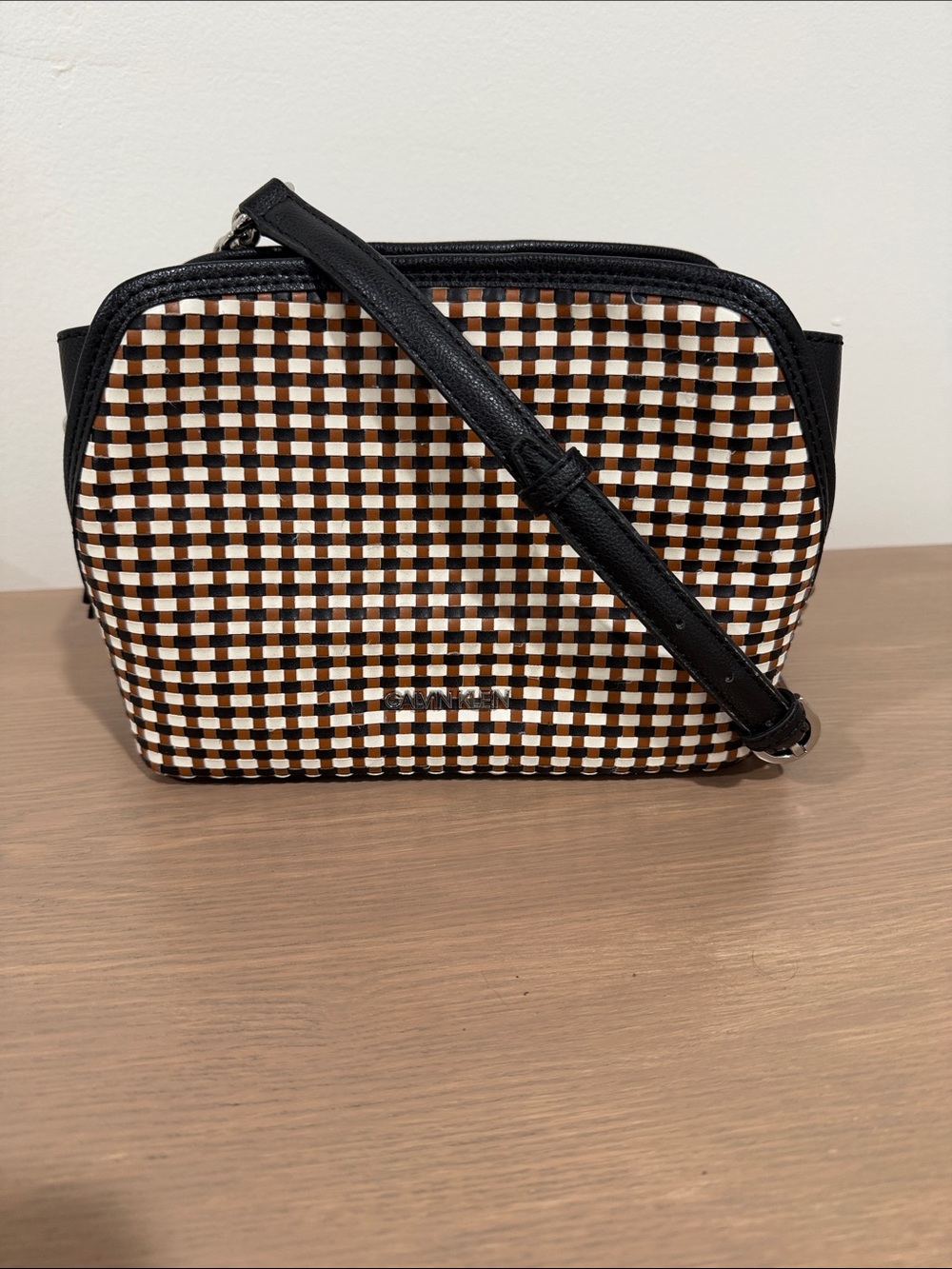 Calvin Klein Hailey Woven Triple Compartment Crossbody Bag